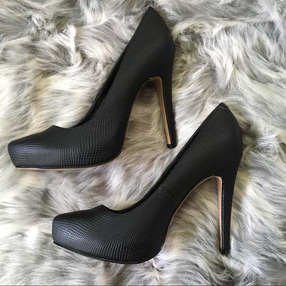 Jessica Simpson Jp Tobee Platform Pumps 